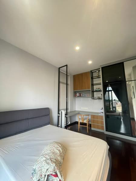 Semi-Detached House for Sale in Telok Panglima Garang (Selangor) - Chris Lee - Bedroom - PropertyGuru.com.my