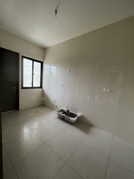 Rumah Berkembar untuk Dijual di Eco Sanctuary (Telok Panglima Garang) - Chris Lee - Kitchen - PropertyGuru.com.my