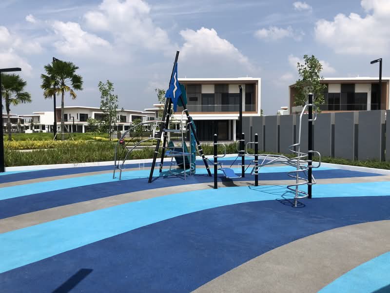 Rumah Berkembar untuk Dijual di Eco Sanctuary (Telok Panglima Garang) - Chris Lee - Exterior - PropertyGuru.com.my