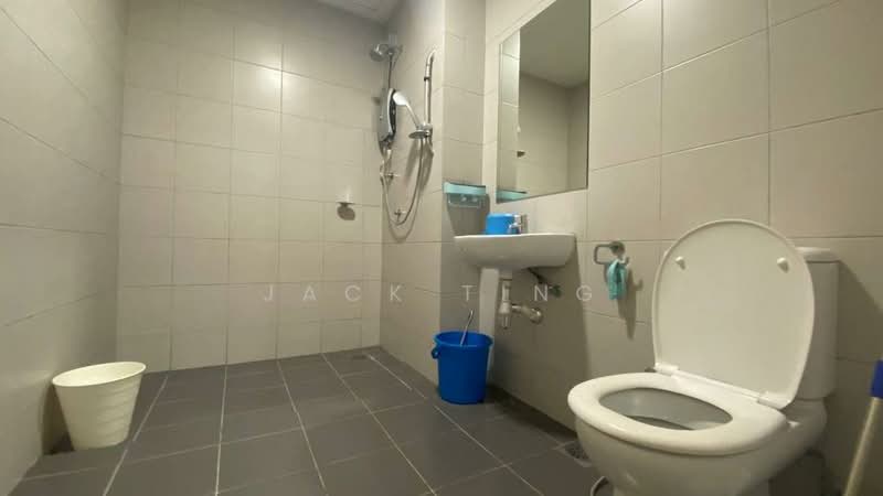 Meridin Executive Suites @ The Meridin untuk Untuk Dijual - RM 220,000, Mac 2026 - Bathroom - PropertyGuru.com.my