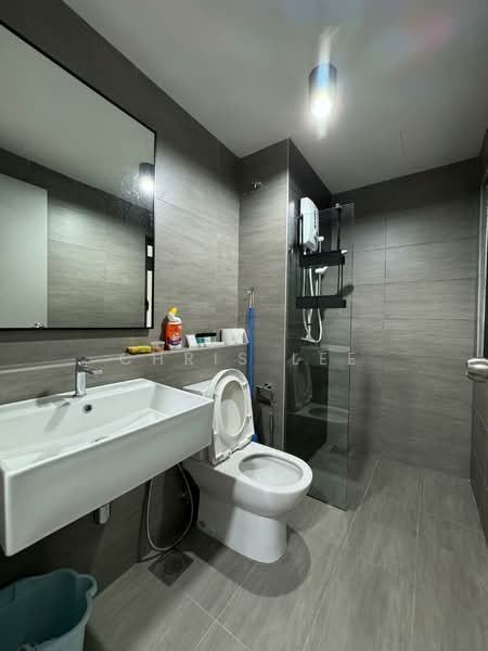 Service Residence for Rent at Maya Bay Residences @ Gamuda Cove - Chris Lee - Bathroom - PropertyGuru.com.my