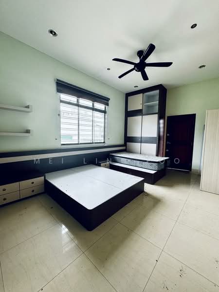 Link Bungalow for Sale in Batu Pahat (Johor) - Mei Ling Foo - Bedroom - PropertyGuru.com.my