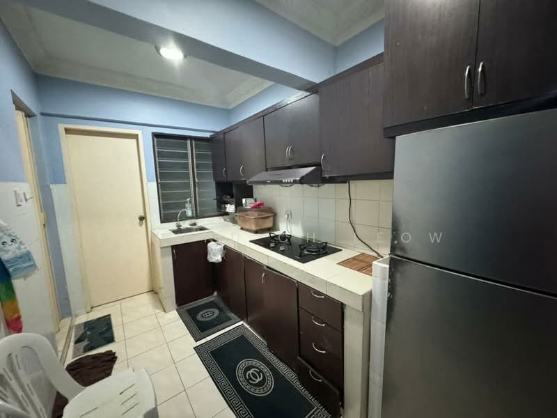 Pangsapuri untuk Disewa di Lakeview Apartments - Edmund CH Leow - Kitchen - PropertyGuru.com.my