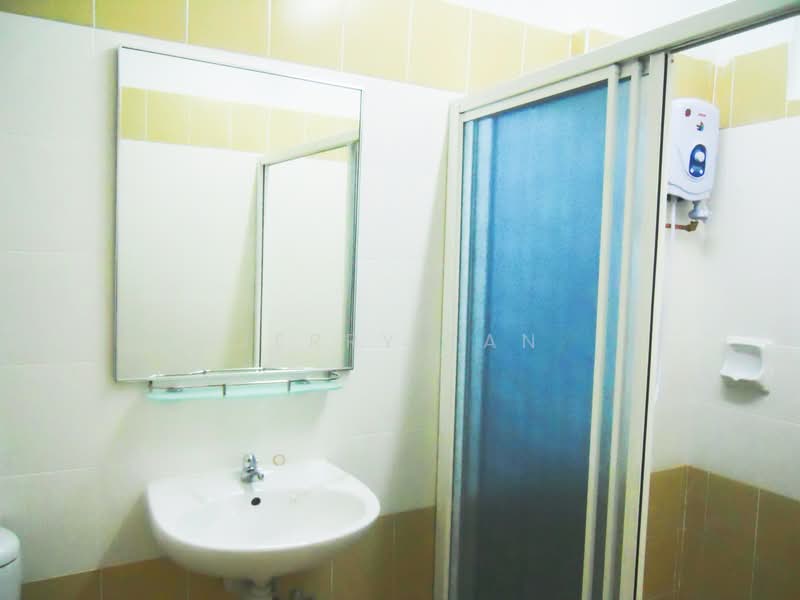 D'Piazza untuk Untuk Disewa - RM 1,800 /bulan, Mac 2026 - Bathroom - PropertyGuru.com.my