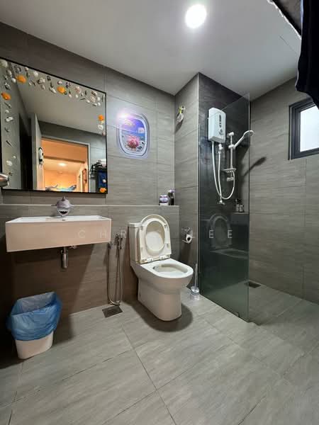 Service Residence for Rent at Maya Bay Residences @ Gamuda Cove - Chris Lee - Bathroom - PropertyGuru.com.my