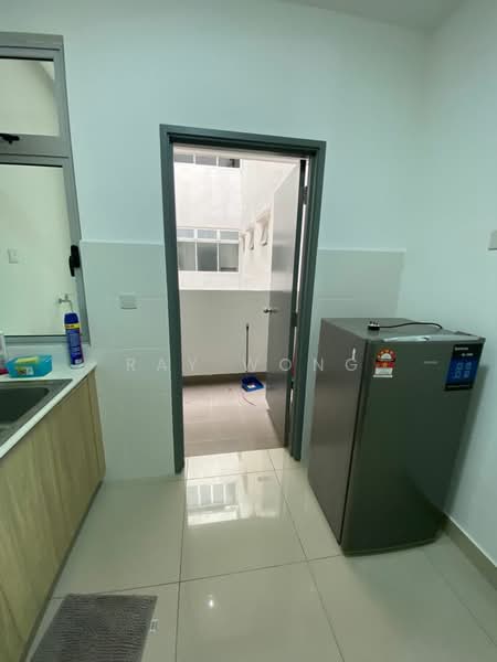 Meridin Bayvue Serviced Apartment untuk Untuk Disewa - RM 2,100 /bulan, Mac 2026 - Kitchen - PropertyGuru.com.my