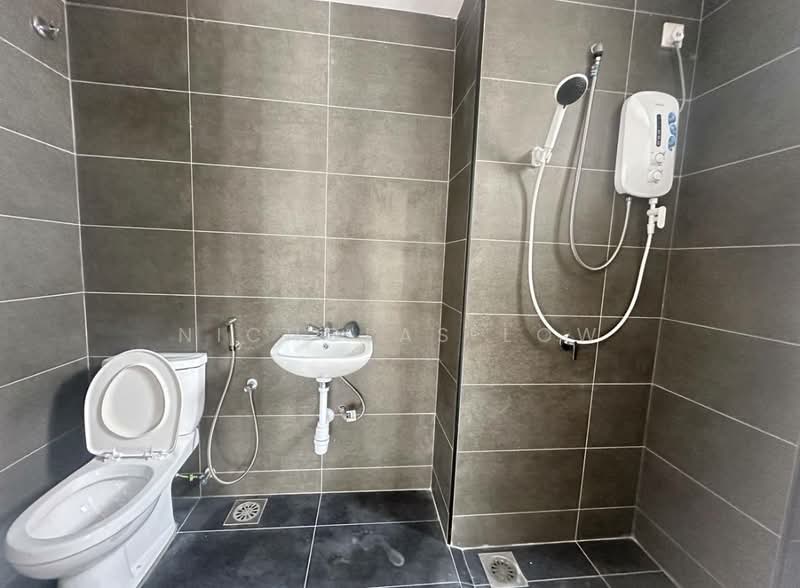 Midas @ Seri Alam untuk Untuk Disewa - RM 1,700 /bulan, Mac 2026 - Bathroom - PropertyGuru.com.my