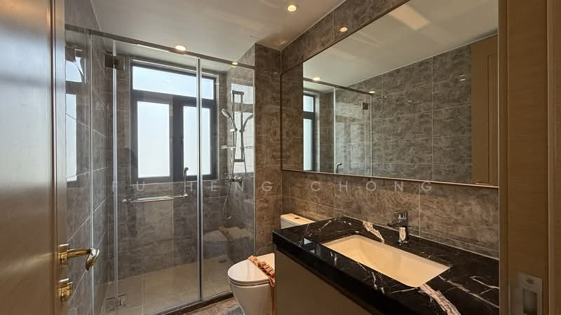Condominium for Sale at R&F Princess Cove Phase 2-Seine Region - Fu Heng Chong - Bathroom - PropertyGuru.com.my