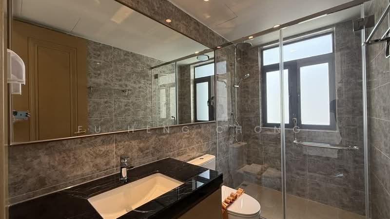 Condominium for Sale at R&F Princess Cove Phase 2-Seine Region - Fu Heng Chong - Bathroom - PropertyGuru.com.my