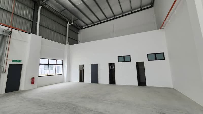 Factory for Rent in Taman Perniagaan Setia (Johor Bahru) - Ray Wong - Interior - PropertyGuru.com.my
