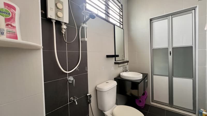 2-storey Terraced House for Sale in Taman JP Perdana (Johor Bahru) - KL Tan - Bathroom - PropertyGuru.com.my