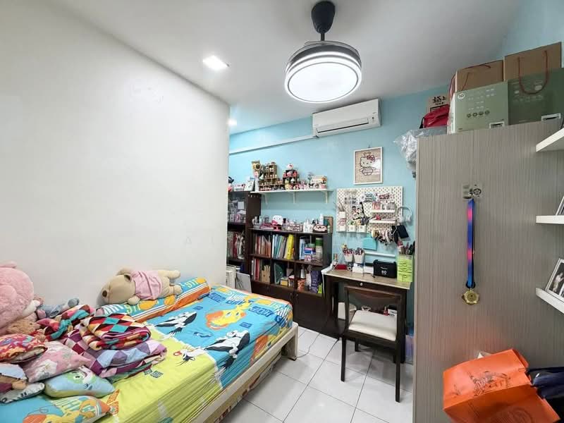1-storey Terraced House for Sale in Tebrau (Johor) - Alan Lee - Bedroom - PropertyGuru.com.my