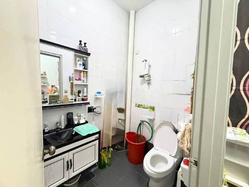 1-storey Terraced House for Sale in Tebrau (Johor) - Alan Lee - Bathroom - PropertyGuru.com.my