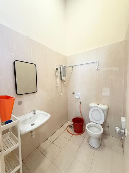 Double Storey House @ Taman Mount Austin untuk Untuk Disewa - RM 2,400 /bulan, Mac 2026 - PropertyGuru.com.my