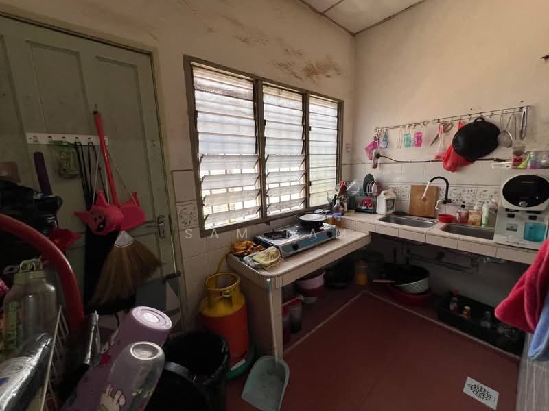 Semi-Detached House for Sale in Simpang Pulai (Perak) - Sam Lam - Kitchen - PropertyGuru.com.my