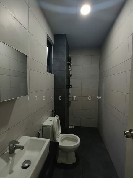Amani Residence untuk Untuk Disewa - RM 2,100 /bulan, Mac 2026 - Bathroom - PropertyGuru.com.my