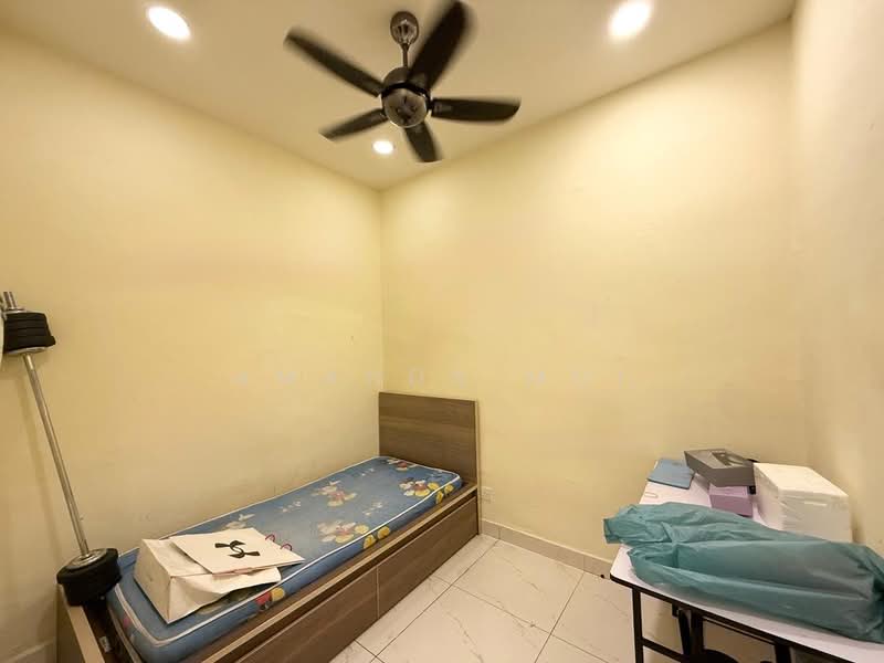 Rumah Teres 2 Tingkat untuk Disewa di Taman Mount Austin (Tebrau) - Amanda Moi - Bedroom - PropertyGuru.com.my