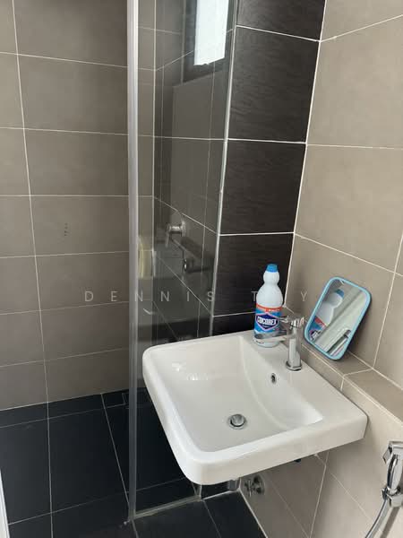 Service Residence for Rent at D'Pristine - Dennis Tay - Bathroom - PropertyGuru.com.my