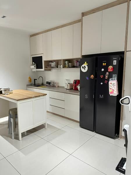 Cluster House for Sale in Ulu Tiram (Johor) - Larissa Sim - Kitchen - PropertyGuru.com.my