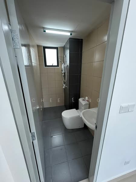 Bayu Residensi untuk Untuk Disewa - RM 1,399 /bulan, Mac 2026 - Bathroom - PropertyGuru.com.my