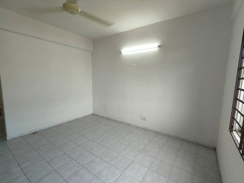 Apartment for Rent at Sri Awana Townhouse - SJ CHAN - Interior - PropertyGuru.com.my