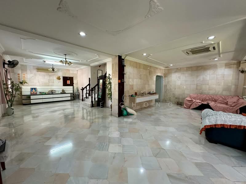 Bungalow for Sale in Taman Victoria (Ipoh) - Amie Chong - Living Room - PropertyGuru.com.my