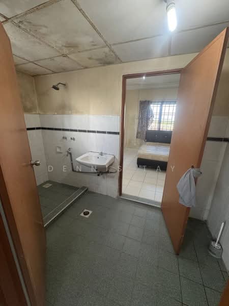 Apartment for Rent at Seri Mutiara Apartment - Dennis Tay - Bathroom - PropertyGuru.com.my