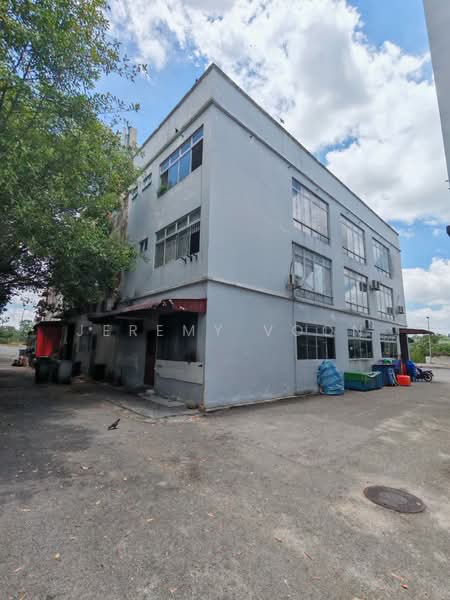 Shop for Sale in Taman Bukit Tiram (Ulu Tiram) - Jeremy Voon - Exterior - PropertyGuru.com.my