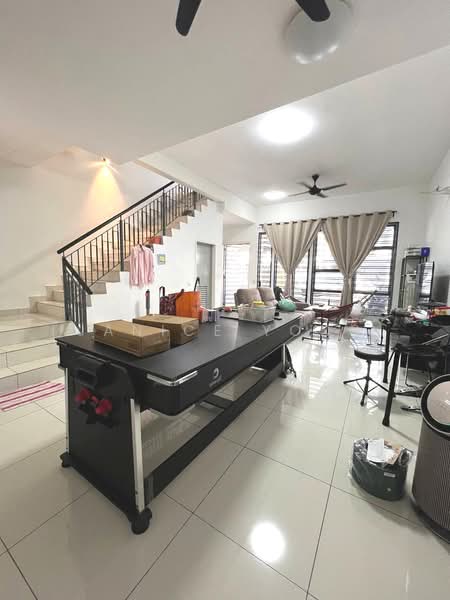 Elata Vita @ Setia Tropika untuk Untuk Dijual - RM 760,000, Apr 2026 - Living Room - PropertyGuru.com.my