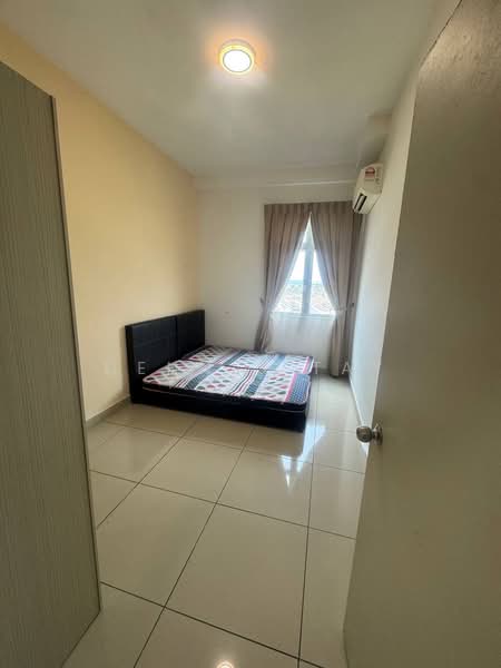 Meridin Bayvue @ Sierra Perdana untuk Untuk Disewa - RM 1,700 /bulan, Mac 2026 - Bedroom - PropertyGuru.com.my