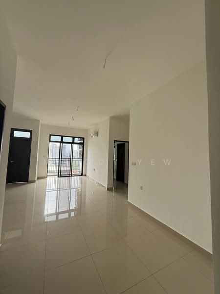 Service Residence for Sale at Meldrum Heights (Residensi Meldrum) - Melody Yew - Living Room - PropertyGuru.com.my