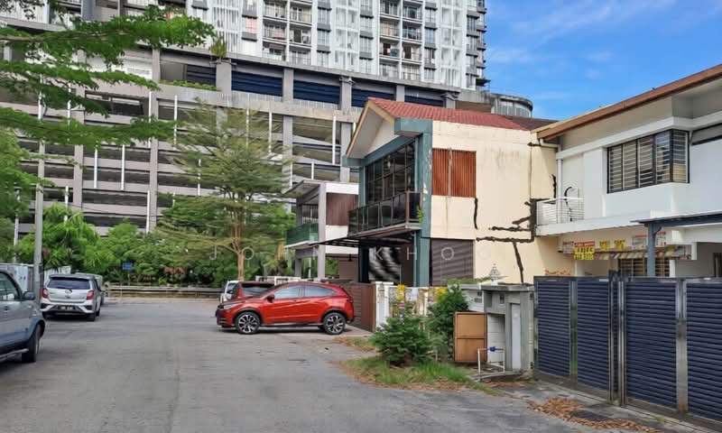 Terraced House for Sale in Kajang (Selangor) - John Khoo - Exterior - PropertyGuru.com.my