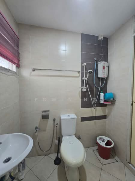 Terraced House for Rent in Taman Seri Impian (Bukit Mertajam) - Edwin Ng - Bathroom - PropertyGuru.com.my