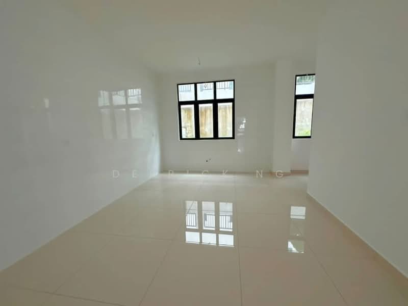 Semi-Detached House for Sale in Sungai Petani (Kedah) - Derrick Ng - Living Room - PropertyGuru.com.my