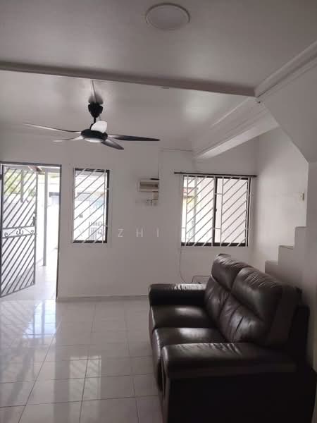 1-storey Terraced House for Rent in Skudai (Johor) - Yuzhi Lim - Living Room - PropertyGuru.com.my
