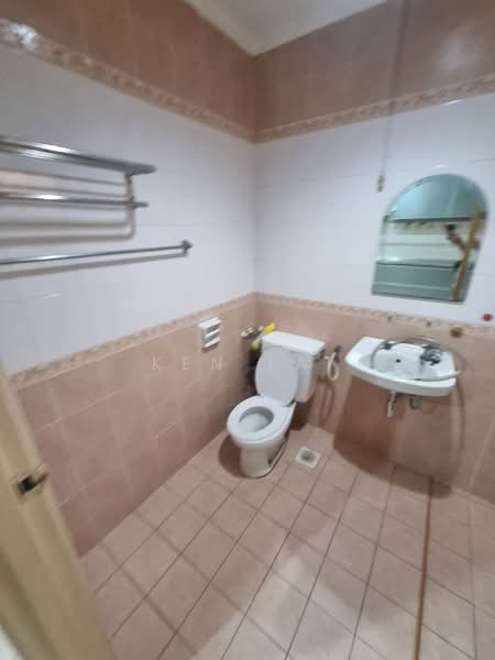 2-storey Terraced House for Sale in Bukit Rahman Putra (Sungai Buloh) - Ken Lai - Bathroom - PropertyGuru.com.my