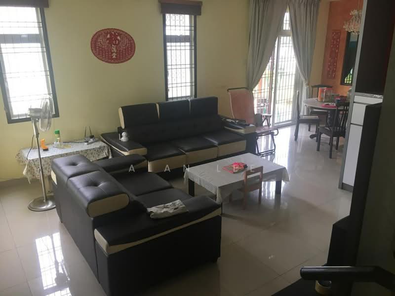 2-storey Terraced House for Sale in Tebrau (Johor) - Alan Lee - Living Room - PropertyGuru.com.my