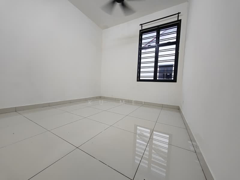 2-storey Terraced House for Sale in Setia Tropika (Johor Bahru) - Ku Mei - Interior - PropertyGuru.com.my