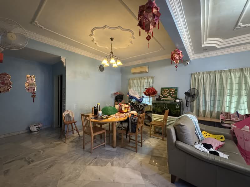 Usj 11 untuk Untuk Dijual - RM 1,100,000, Mac 2026 - Living Room - PropertyGuru.com.my