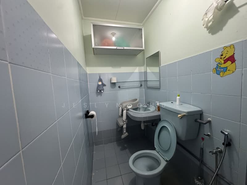 Usj 11 untuk Untuk Dijual - RM 1,100,000, Mac 2026 - Bathroom - PropertyGuru.com.my