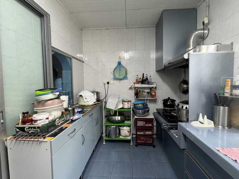 Usj 11 untuk Untuk Dijual - RM 1,100,000, Mac 2026 - Kitchen - PropertyGuru.com.my