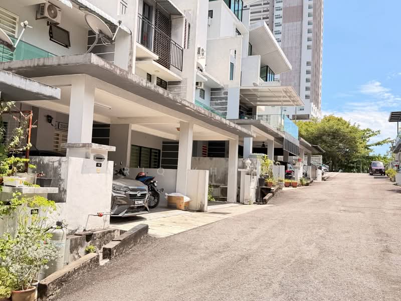 Townhouse for Sale in George Town (Penang) - Fariq Khairil - Exterior - PropertyGuru.com.my