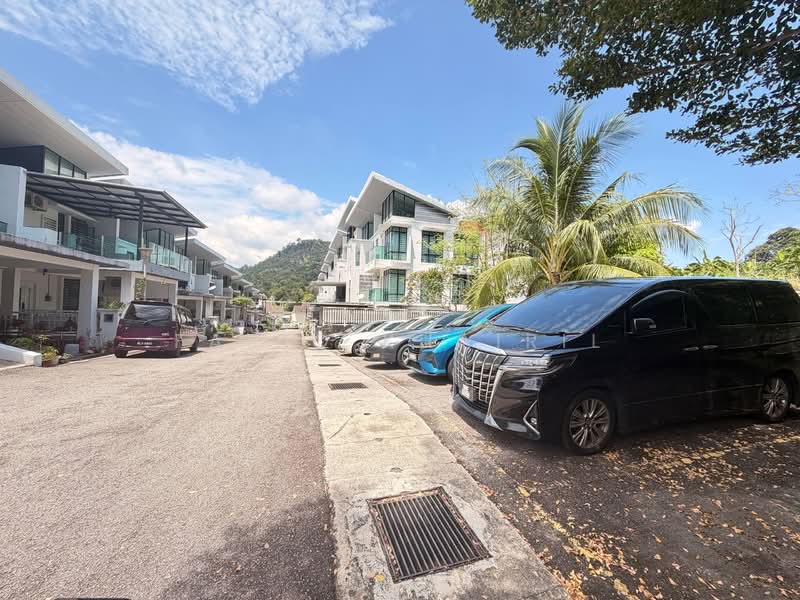 Townhouse for Sale in George Town (Penang) - Fariq Khairil - Exterior - PropertyGuru.com.my