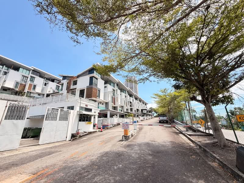 Townhouse for Sale in George Town (Penang) - Fariq Khairil - Exterior - PropertyGuru.com.my