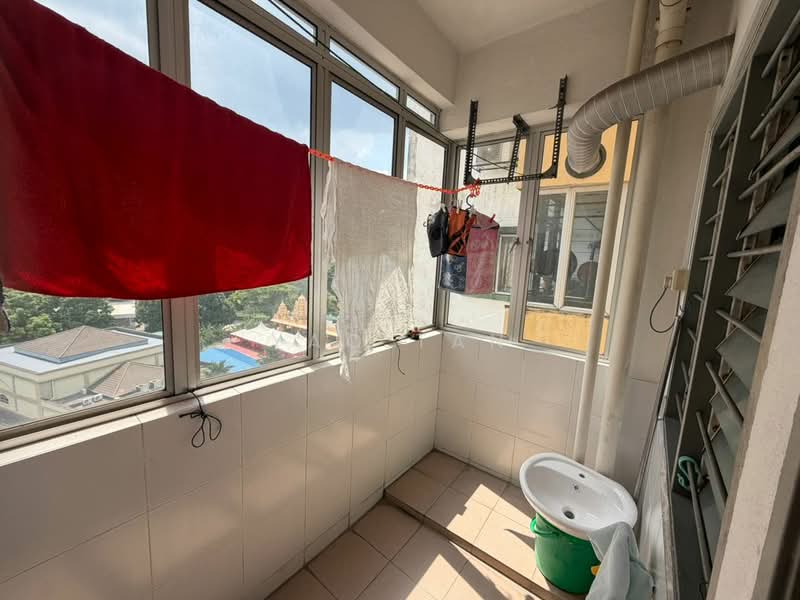 PJS One Apartments untuk Untuk Dijual - RM 300,000, Mac 2026 - Balcony - PropertyGuru.com.my