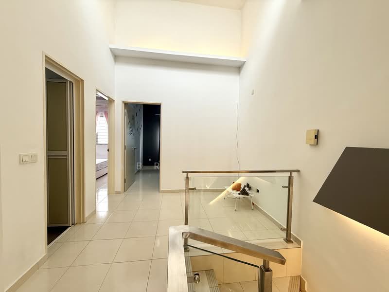2-storey Terraced House for Sale in Setia Alam (Selangor) - GABRIEL GOH - Corridor - PropertyGuru.com.my