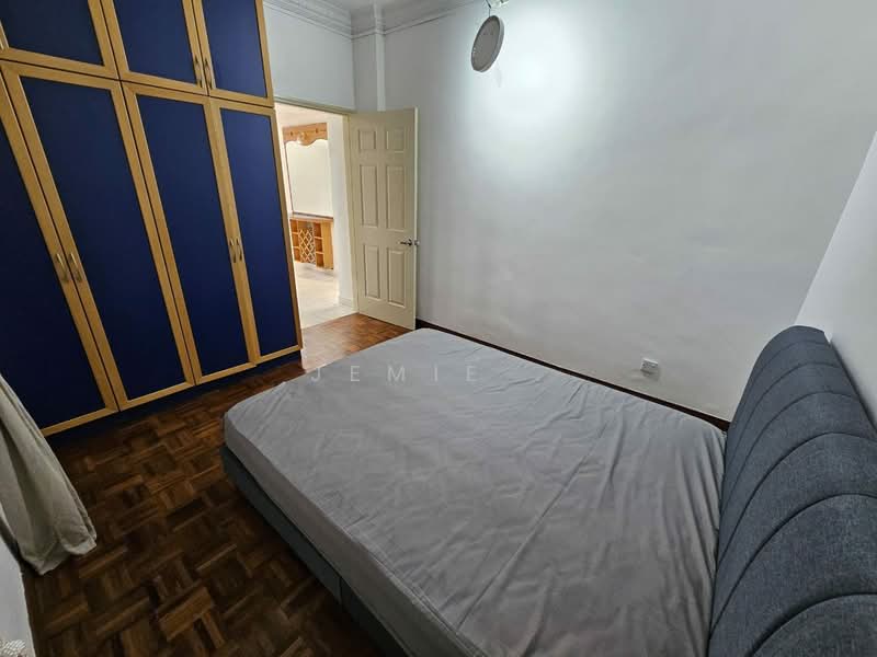 Apartment for Rent at Fair View Apartment - Jemie . - Bedroom - PropertyGuru.com.my