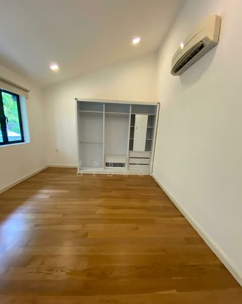 Bukit Pantai untuk Untuk Dijual - RM 12,000,000, Mac 2026 - Bedroom - PropertyGuru.com.my