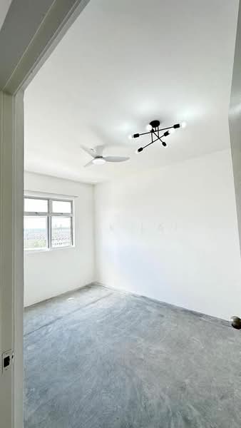 Apartment for Rent at Pangsapuri Flora Indah - Mark Lai - Interior - PropertyGuru.com.my