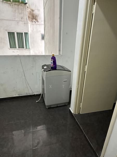 Pinnacle Tower untuk Untuk Disewa - RM 3,100 /bulan, Mac 2026 - Balcony - PropertyGuru.com.my